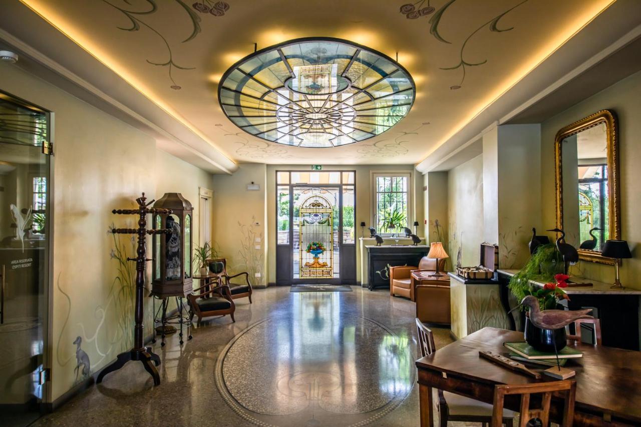 Le Ali Del Frassino Hotell Peschiera del Garda Exteriör bild