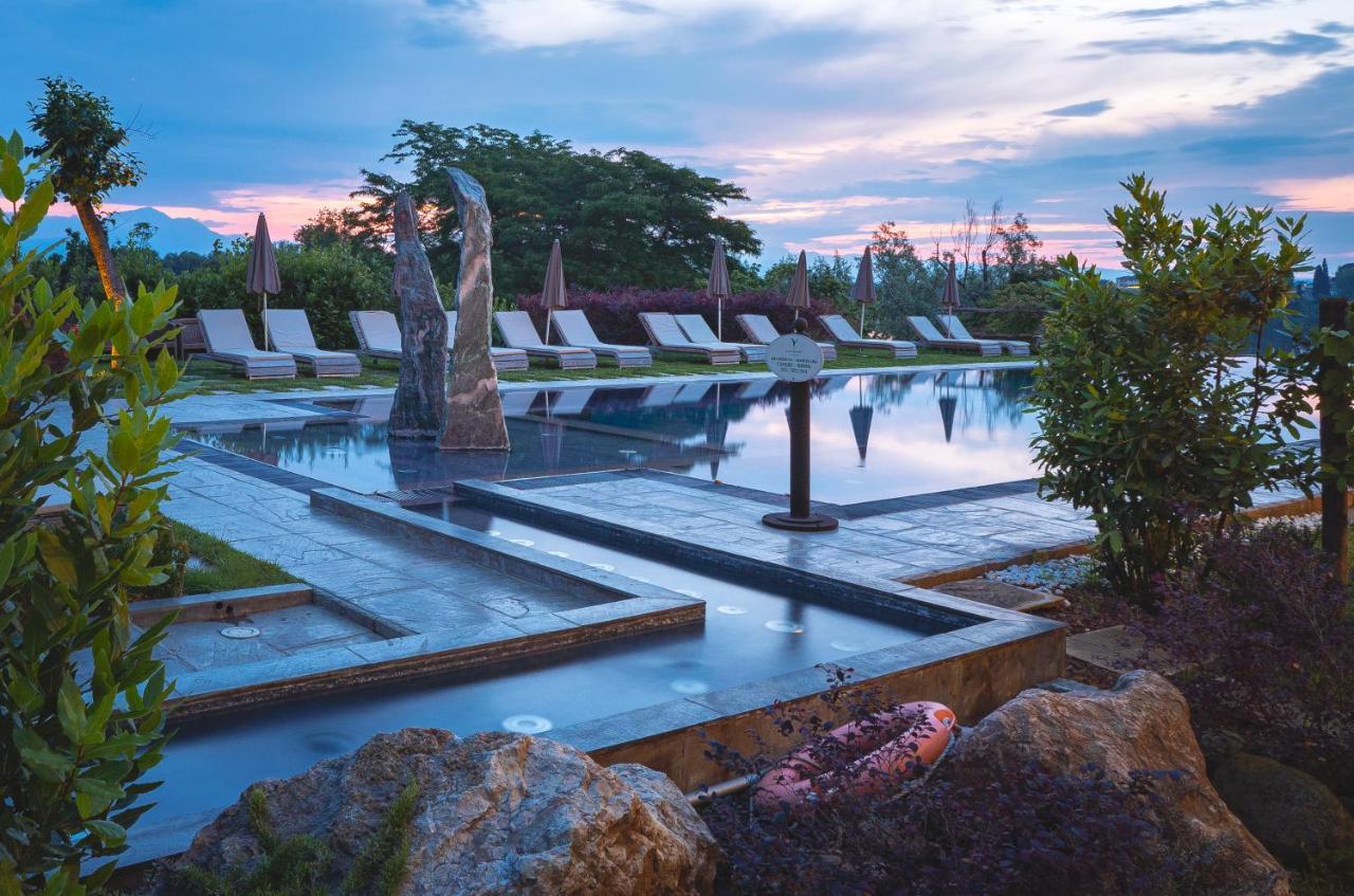 Le Ali Del Frassino Hotell Peschiera del Garda Exteriör bild