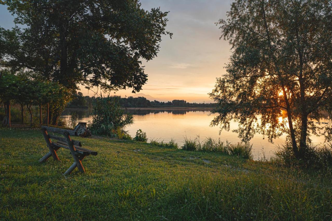 Le Ali Del Frassino Hotell Peschiera del Garda Exteriör bild